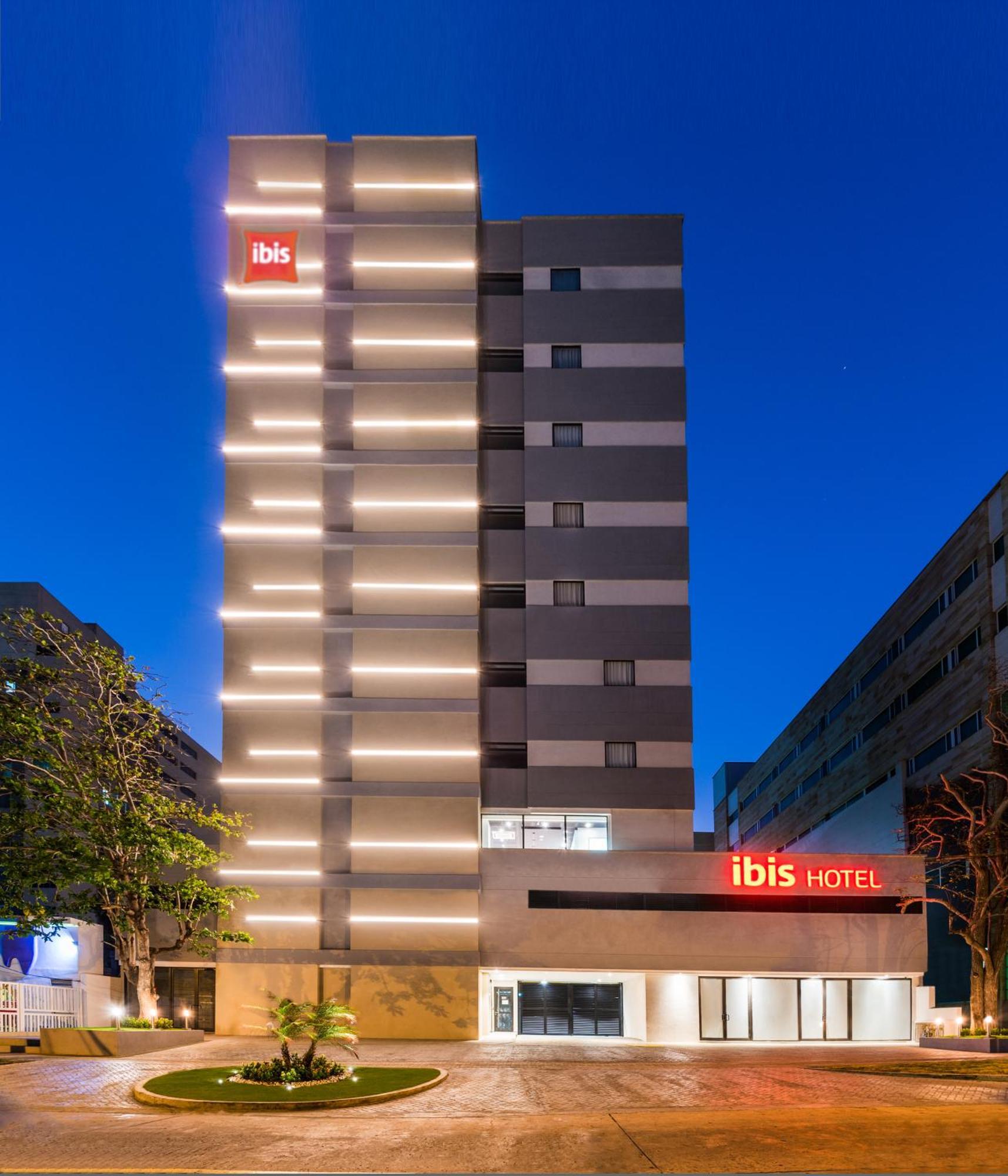 Отель Ibis Barranquilla Экстерьер фото
