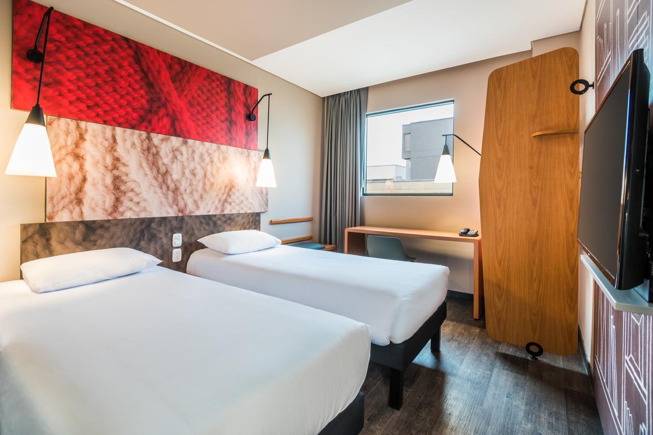 Отель Ibis Barranquilla Экстерьер фото